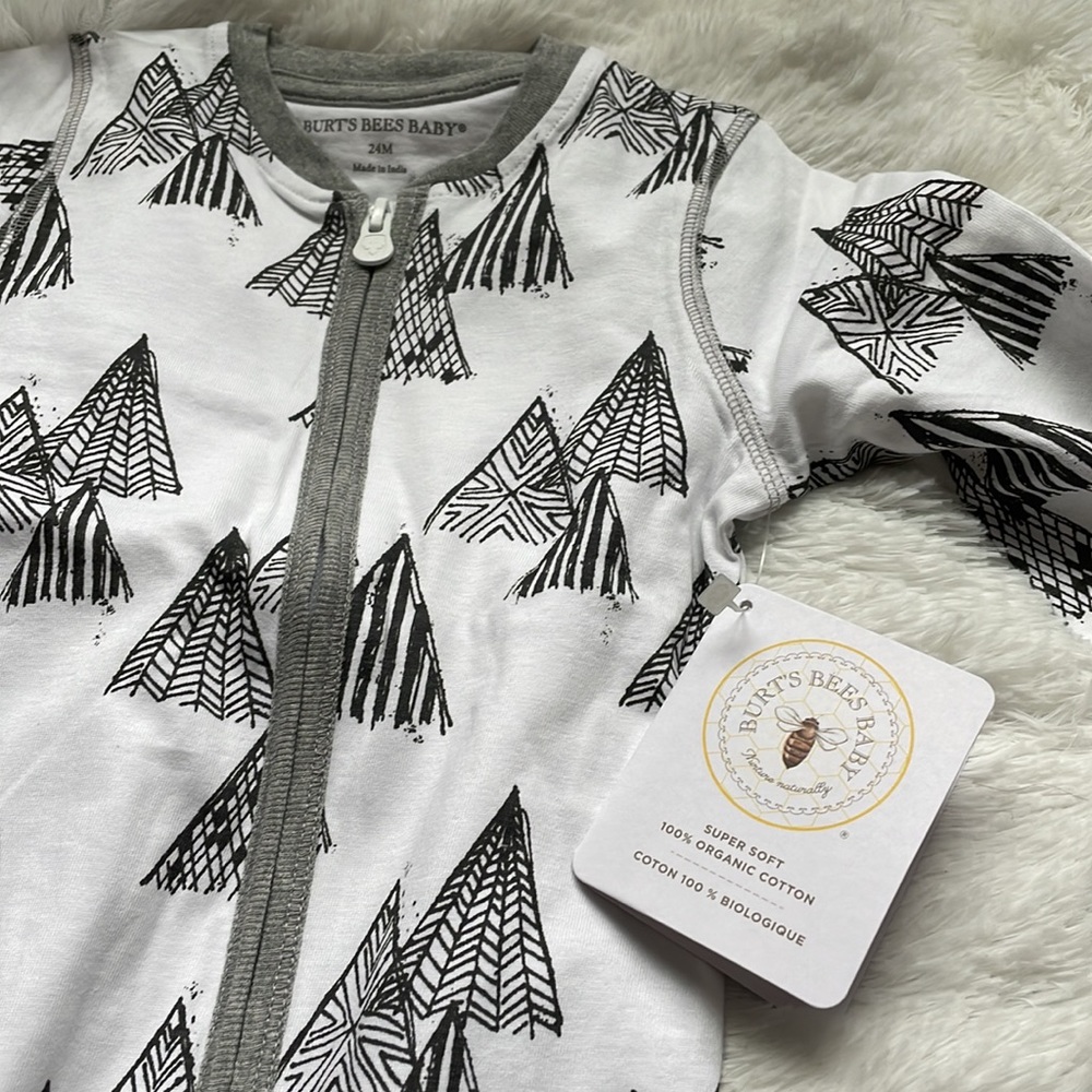 Burt’s Bees Baby Zipper Rompers - Picture 2 of 4